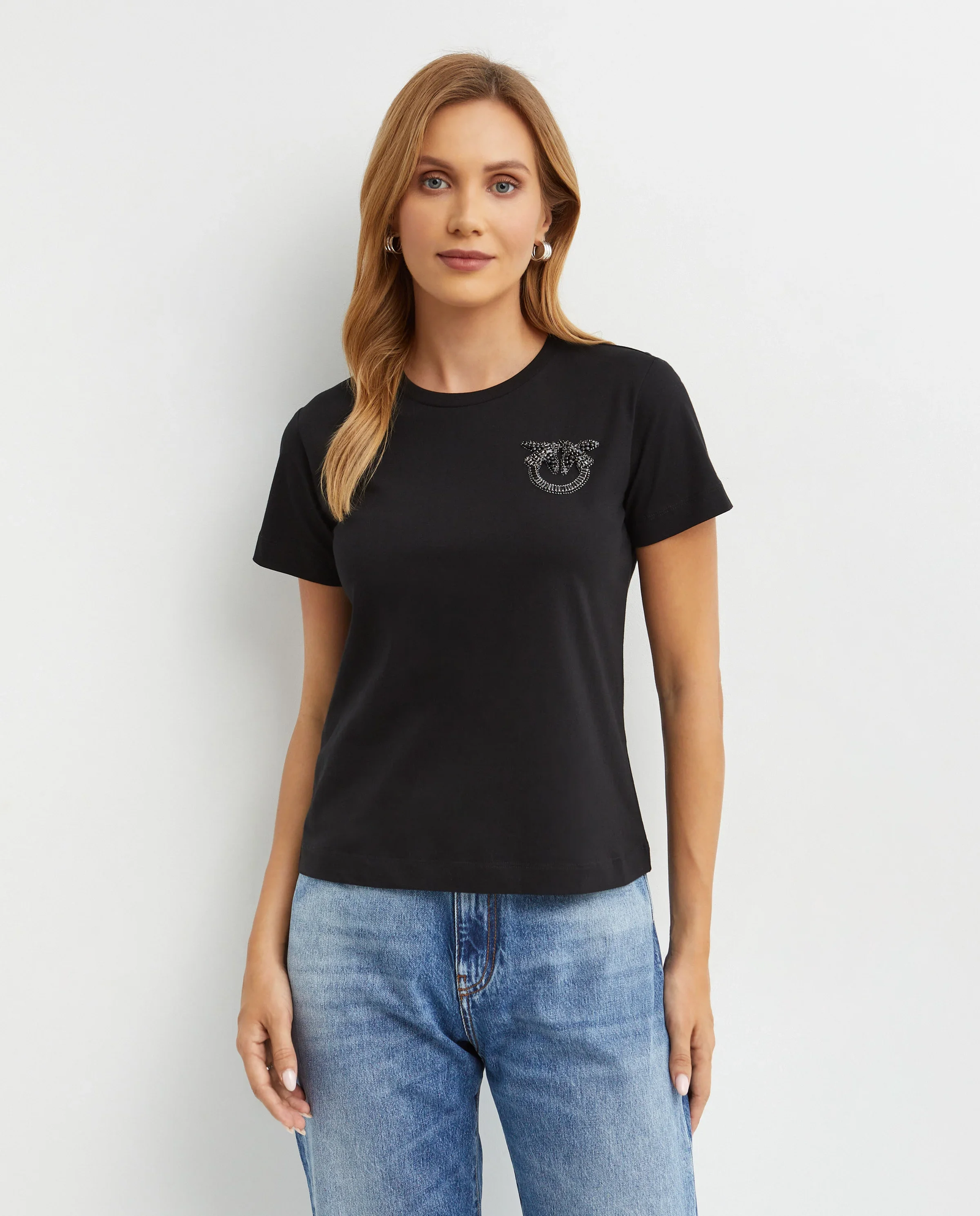 Czarny t-shirt z biżuteryjnym logo Nambrone - Image #0