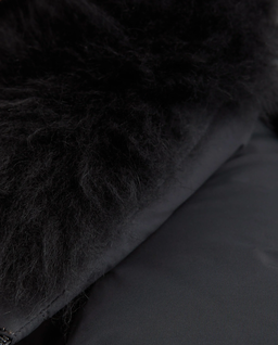 Czarna kurtka puchowa z kapturem - Image #5