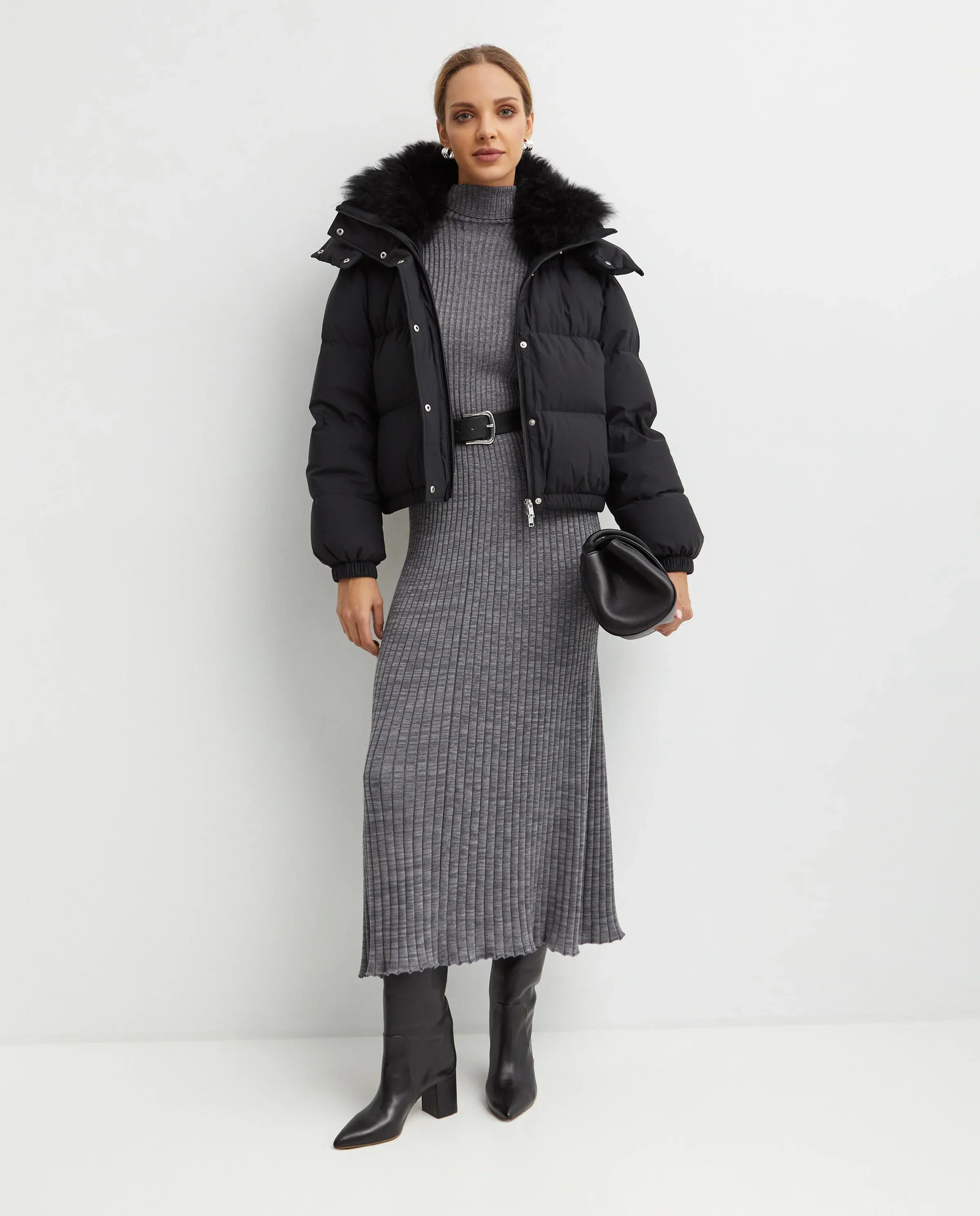 Czarna kurtka puchowa z kapturem - Image #2