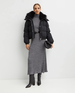 Czarna kurtka puchowa z kapturem - Image #2