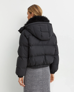 Czarna kurtka puchowa z kapturem - Image #3