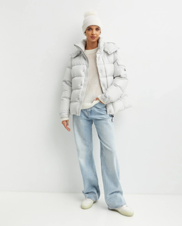 Jasnoszara kurtka puchowa - Image #2