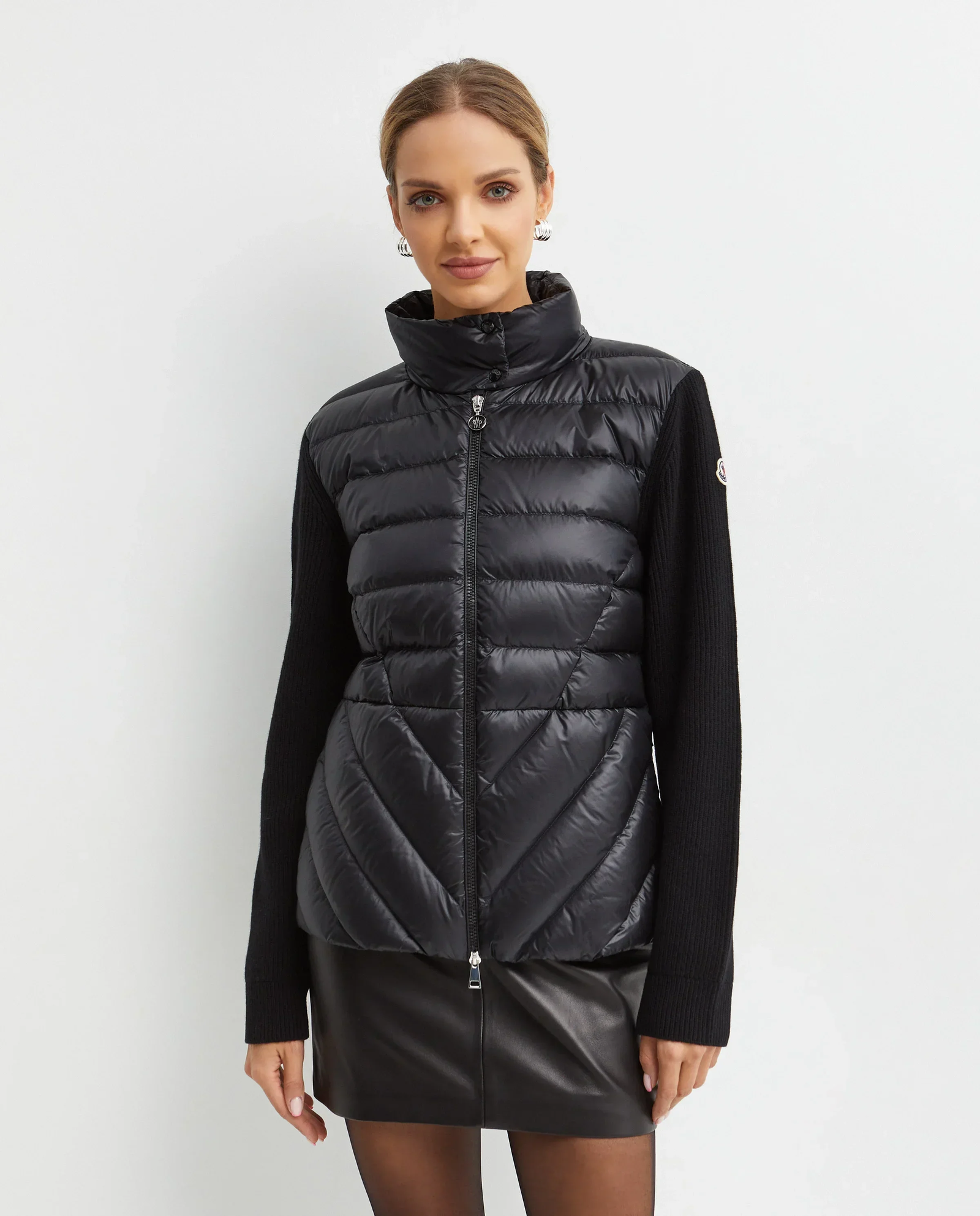 Czarna bluza z puchowym wypełnieniem - Image #0