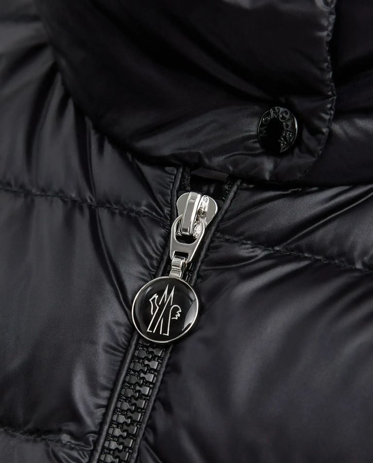 Czarna bluza z puchowym wypełnieniem - Image #6