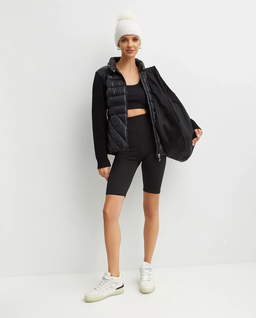 Czarna bluza z puchowym wypełnieniem - Image #4