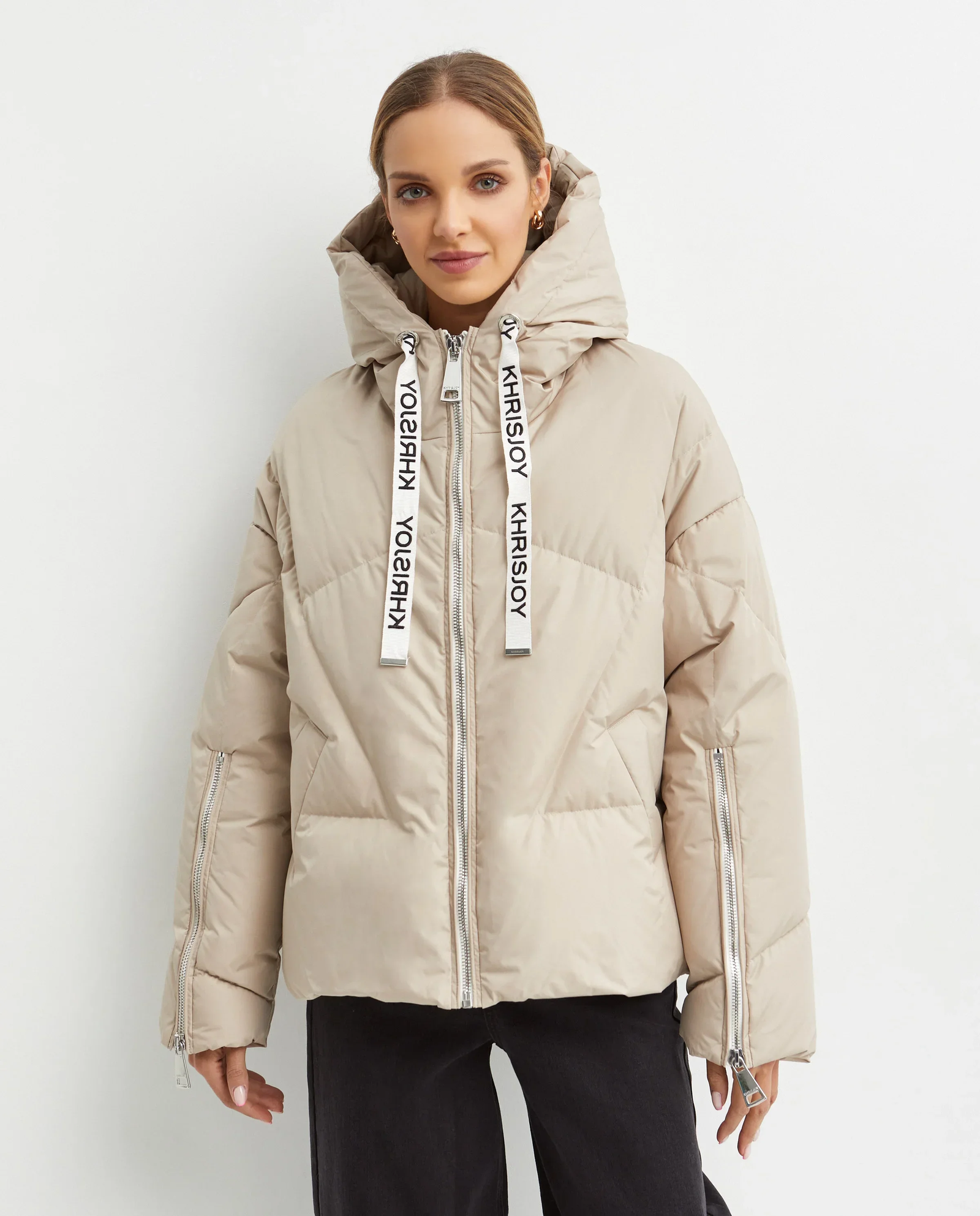 Beżowa kurtka puchowa - Image #0