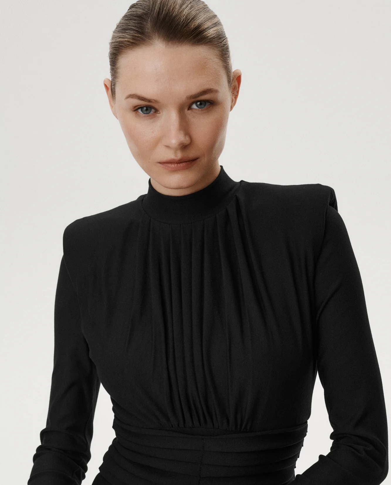 Czarna midi sukienka Deluna - Image #4
