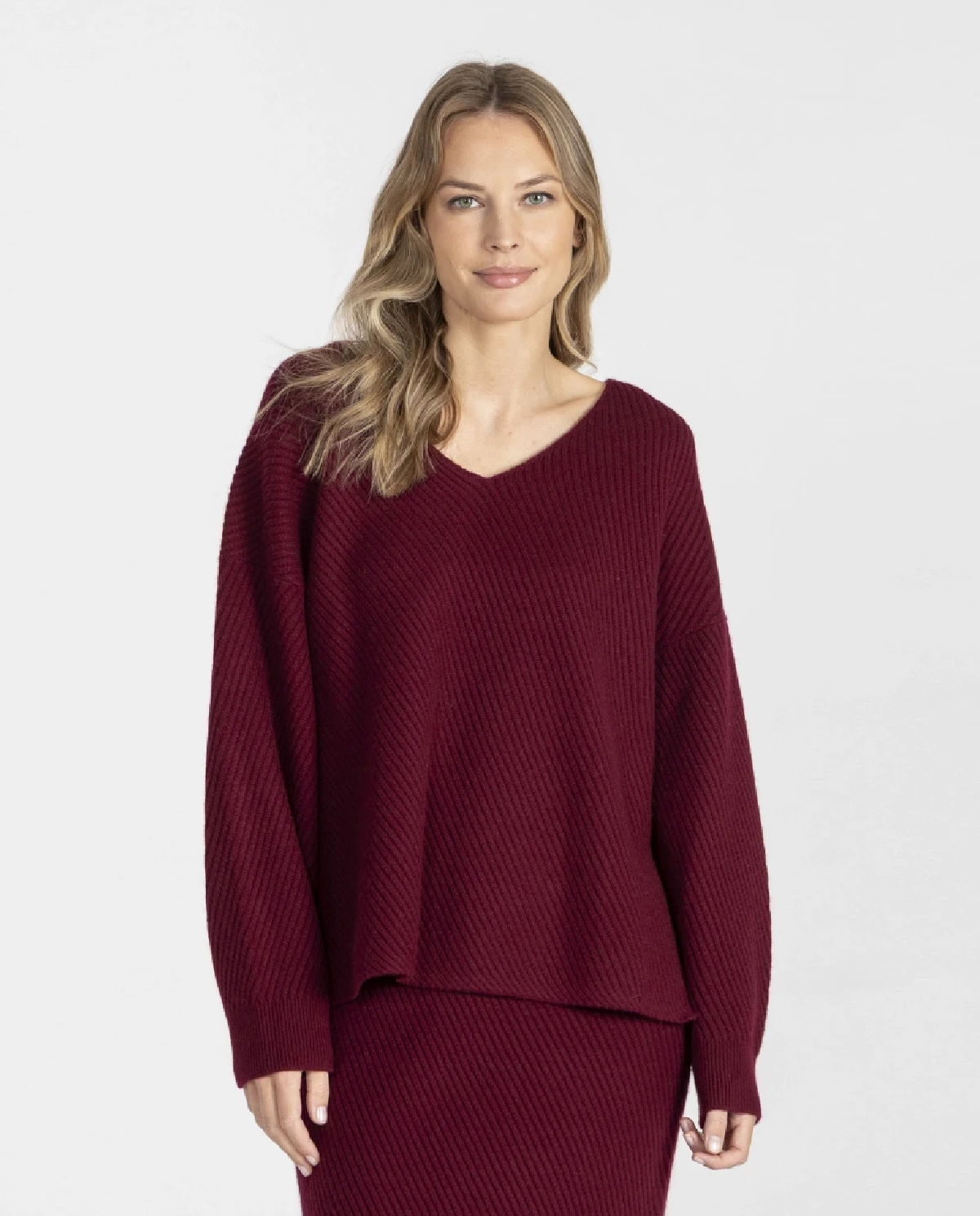 Burgundowy sweter - Image #0