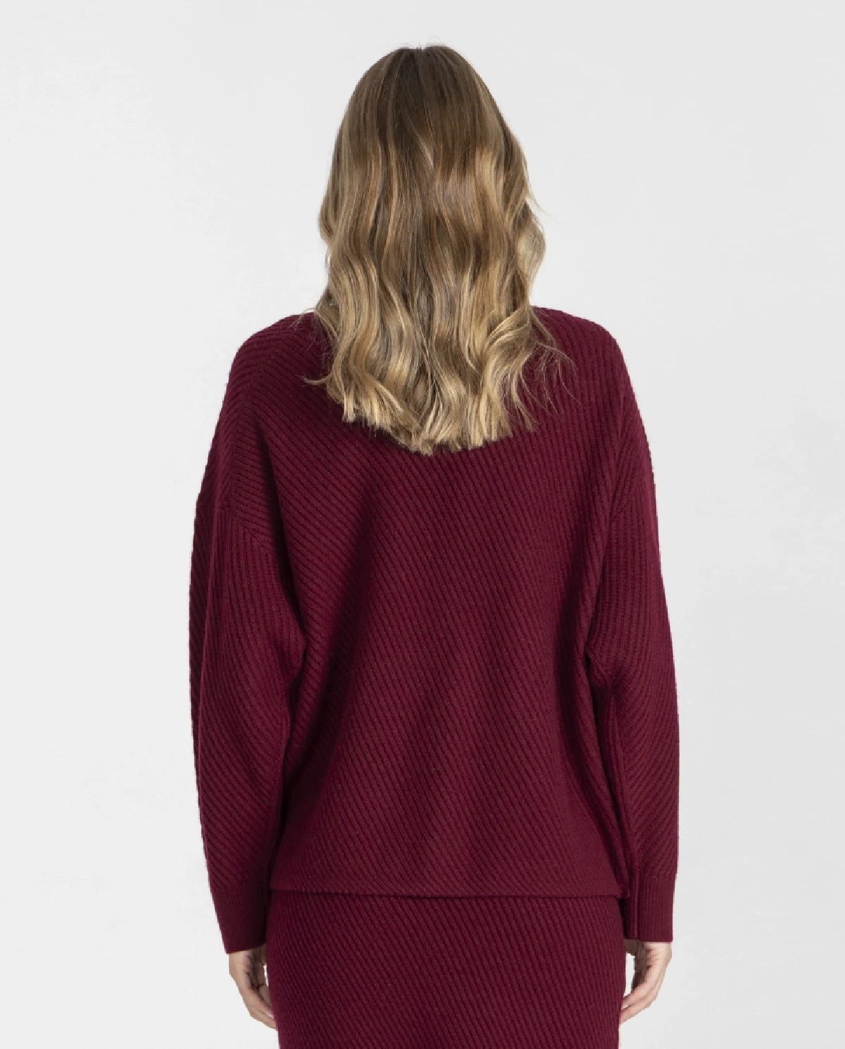 Burgundowy sweter - Image #3