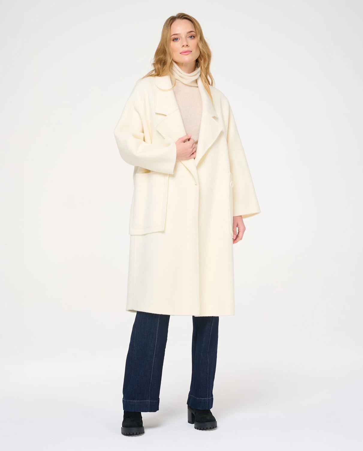 Kremowy płaszcz z wełny alpaki Brooksfield - Image #0