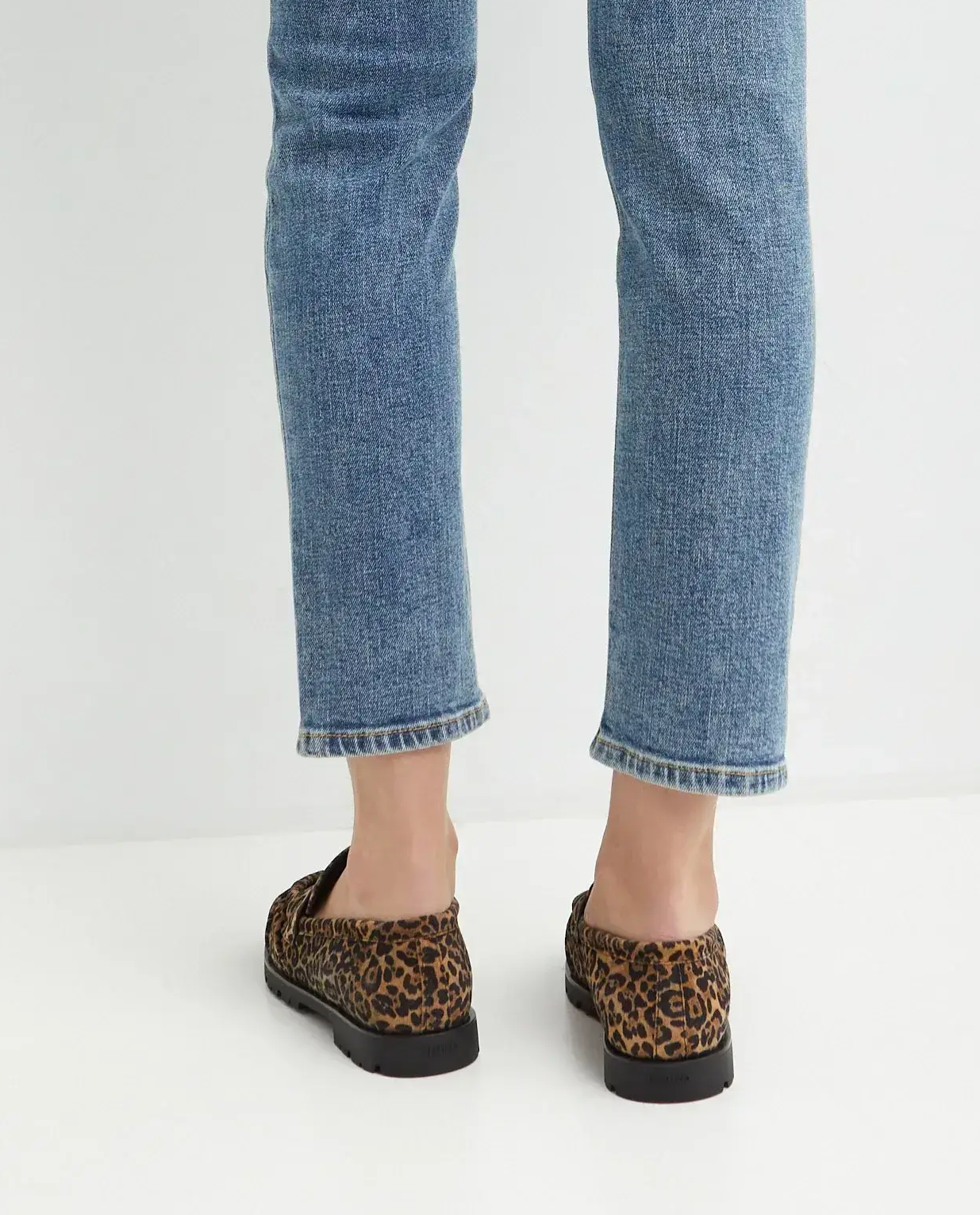 Loafersy w panterę Nora - Image #2