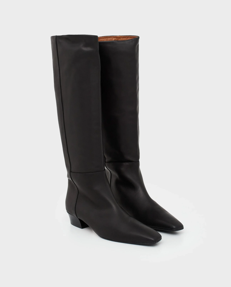 Czarne kozaki na obcasie Erve