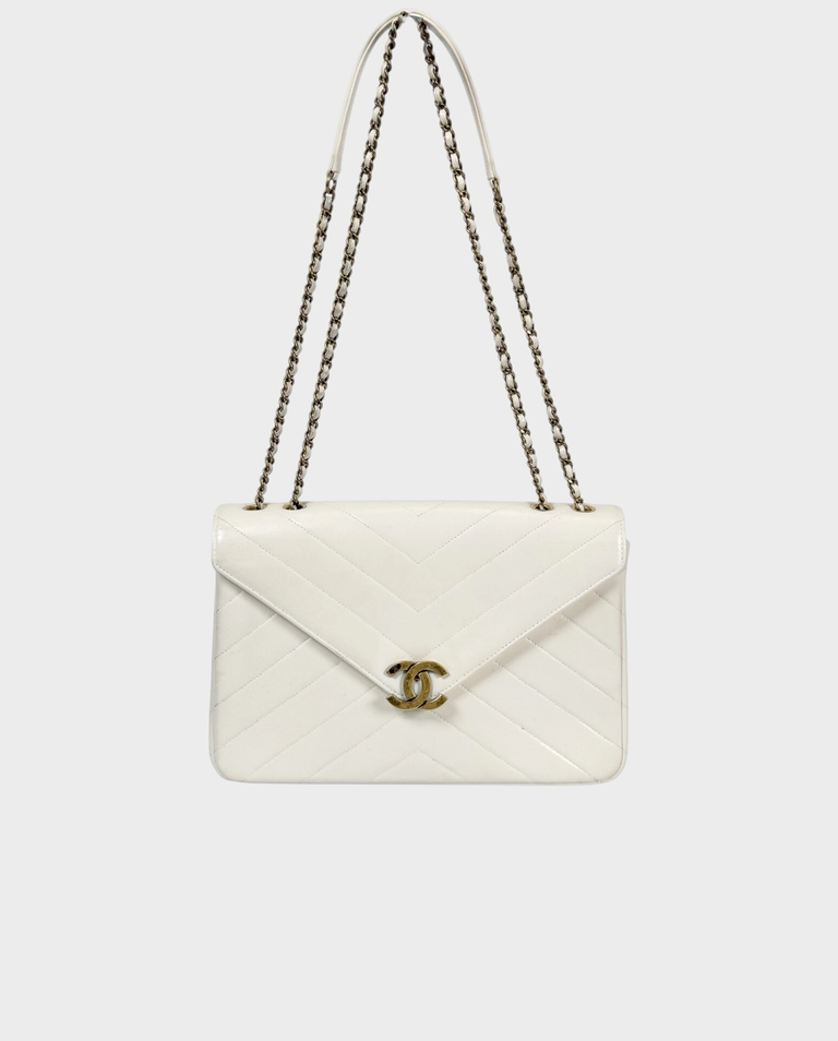 Biała torebka Chevron Coco Envelope