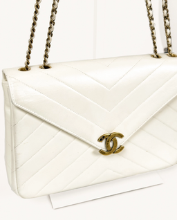 Biała torebka Chevron Coco Envelope - Image #1