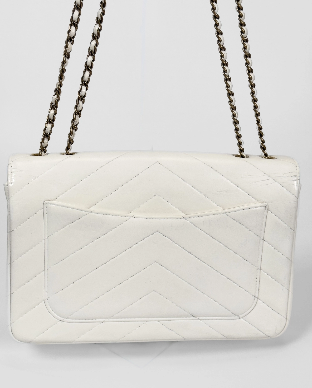 Biała torebka Chevron Coco Envelope - Image #4