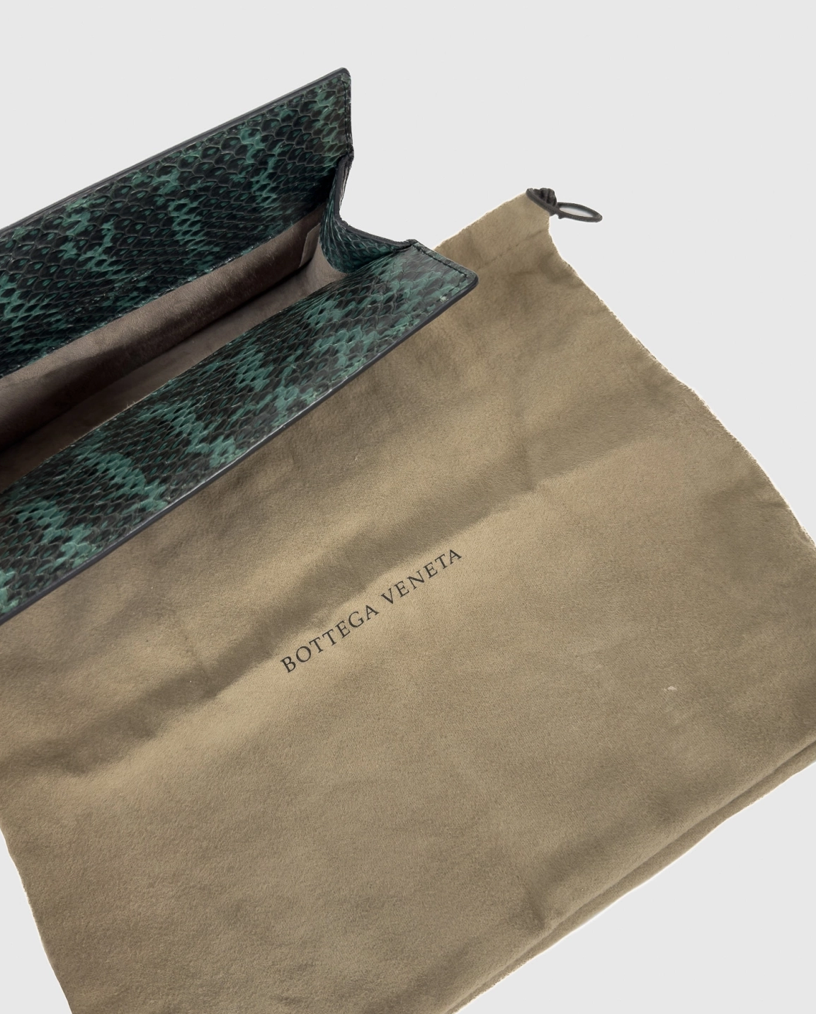 Czarna skórzana kopertówka - Image #4