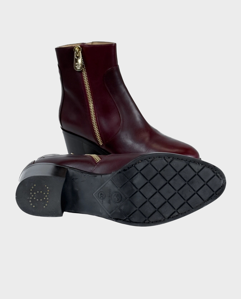 Burgundowe skórzane botki