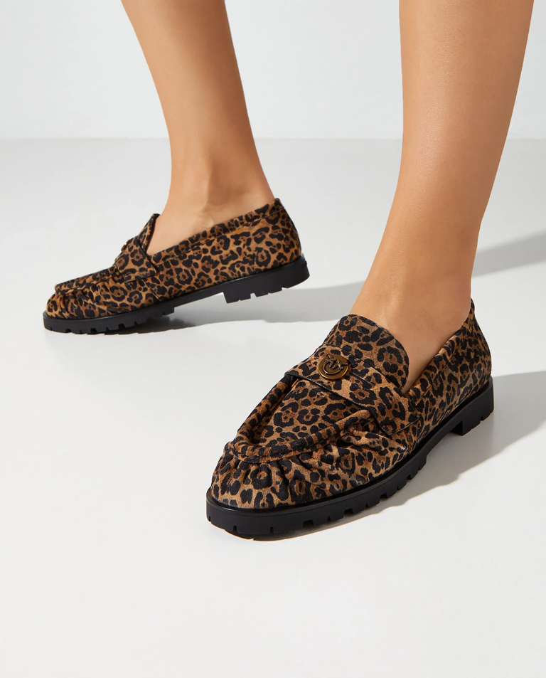 Loafersy w panterę Nora - Image #0