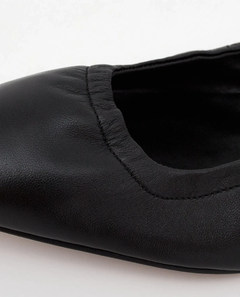 Czarne czółenka Valfurva 35 - Image #4