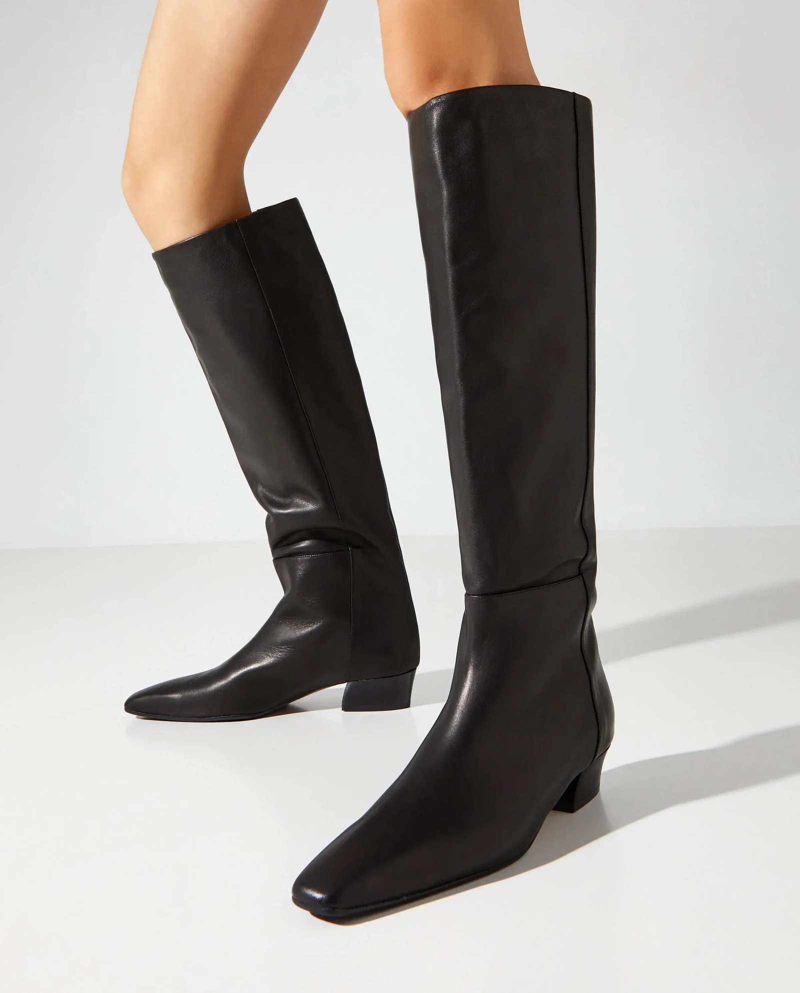 Czarne kozaki na obcasie Erve - Image #0