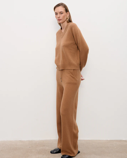 Camelowy sweter z wełny Paola - Image #1