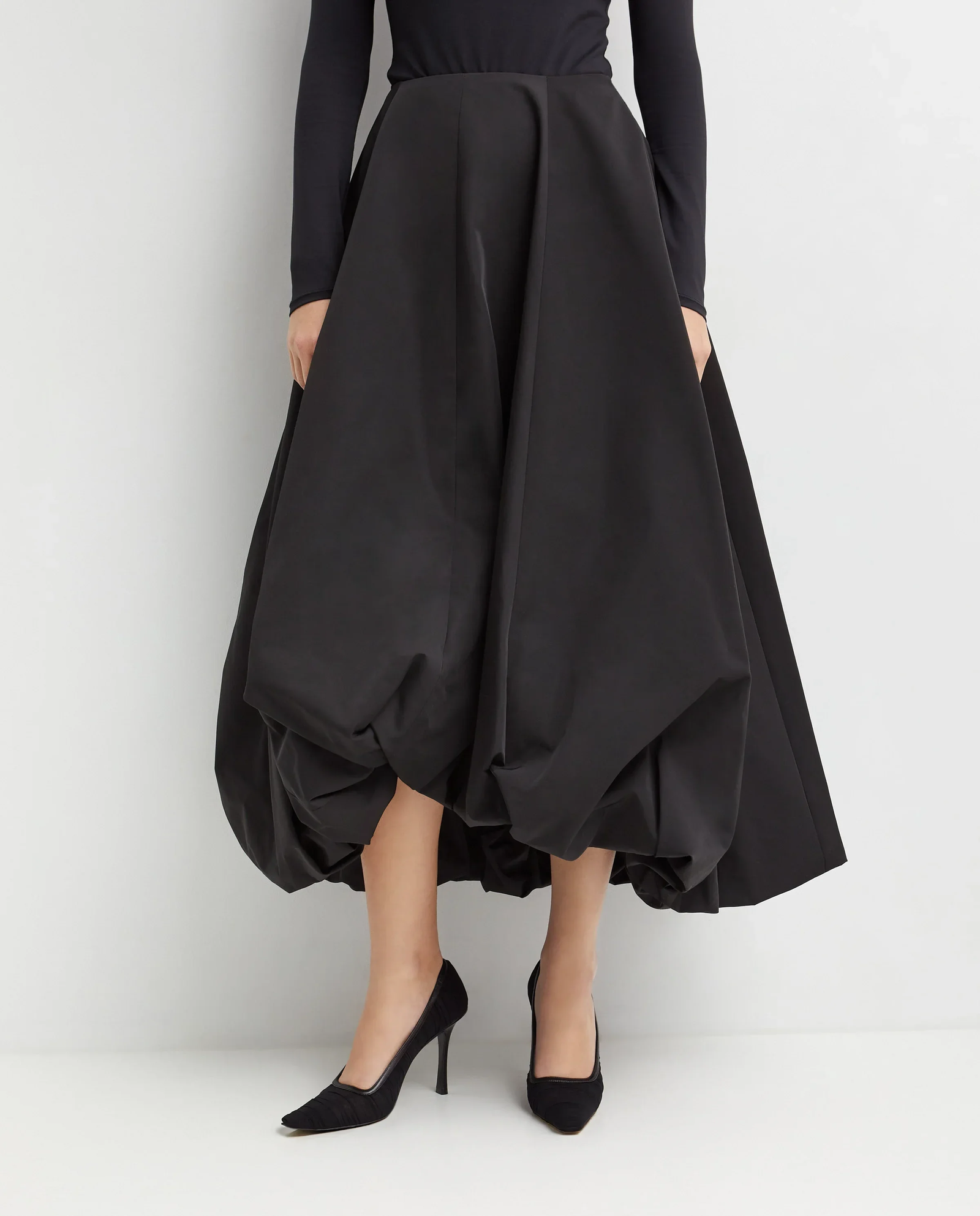 Czarna spódnica midi Ortu - Image #0