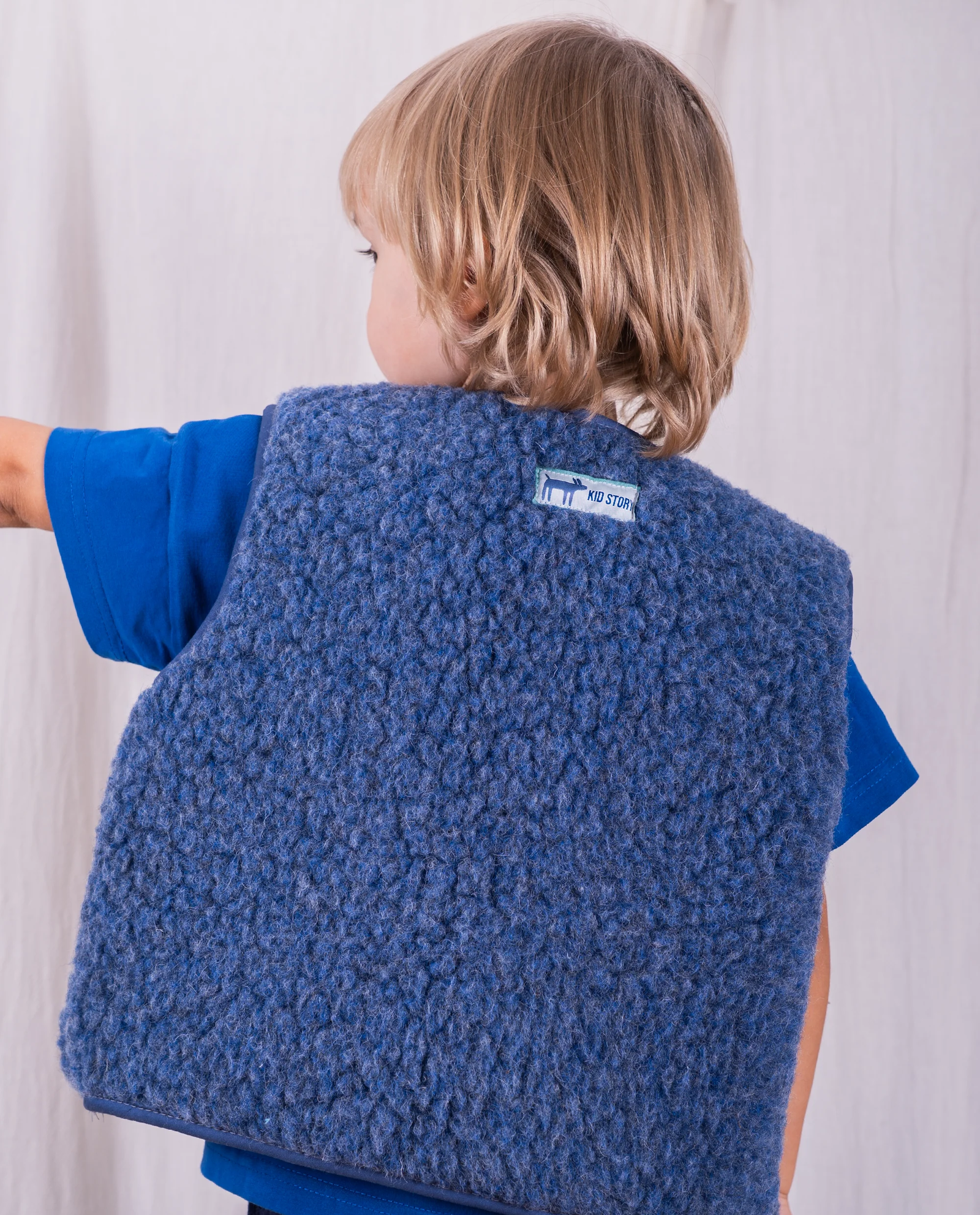 Niebieska kamizelka z wełny merino - Image #2