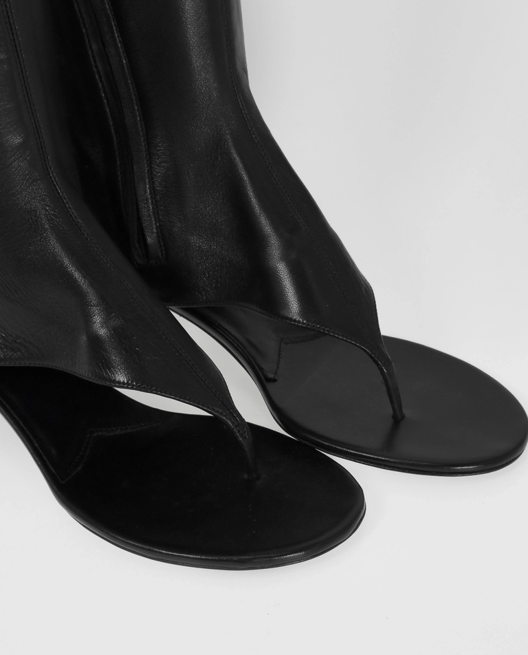 Skórzane kozaki z odkrytymi palcami - Image #2