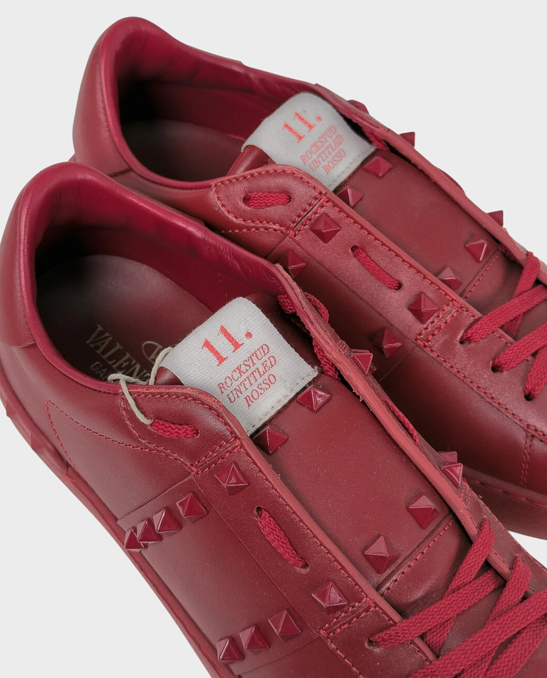 Czerwone skórzane sneakersy z ćwiekami - Image #4