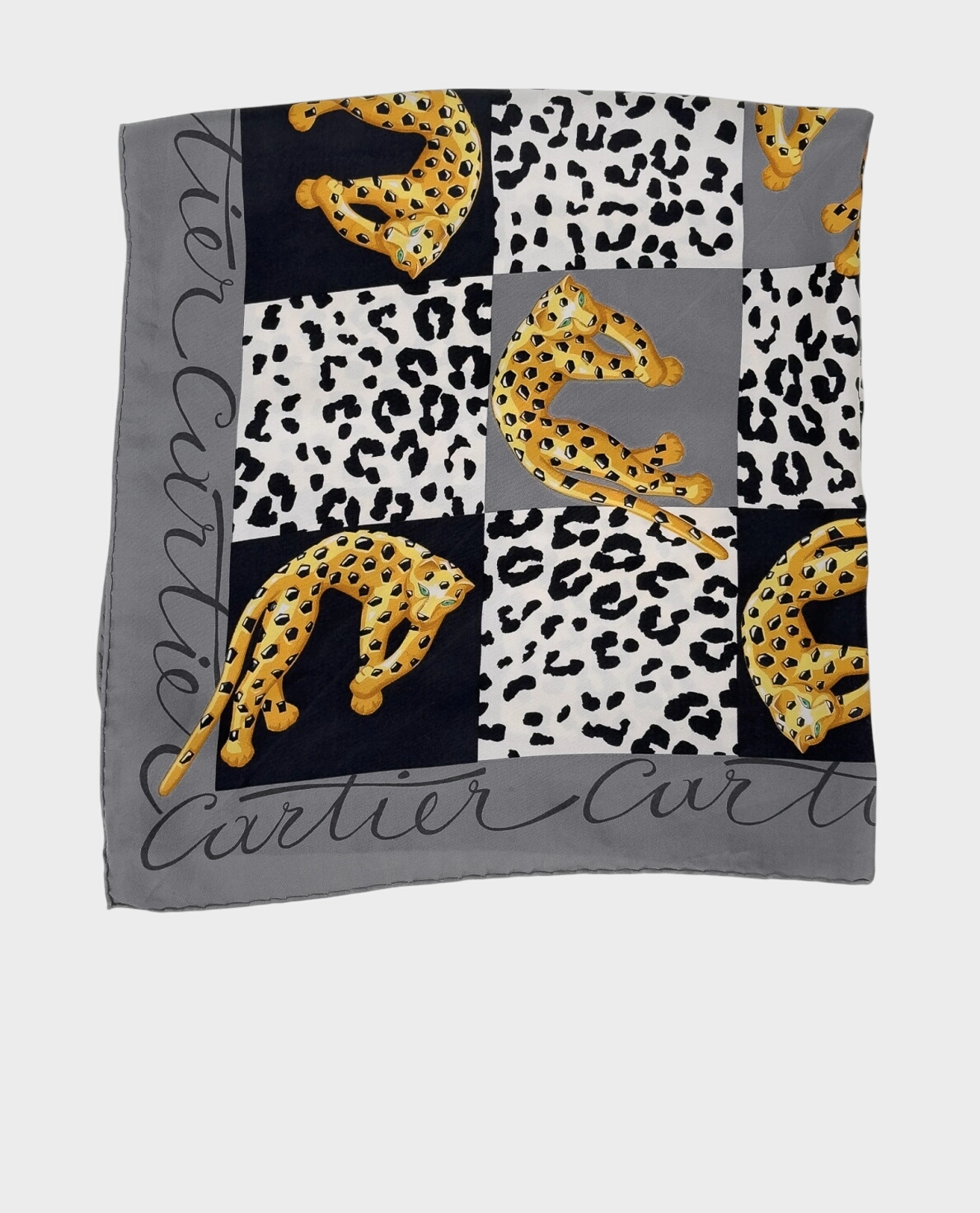 Szara jedwabna apaszka - Image #0