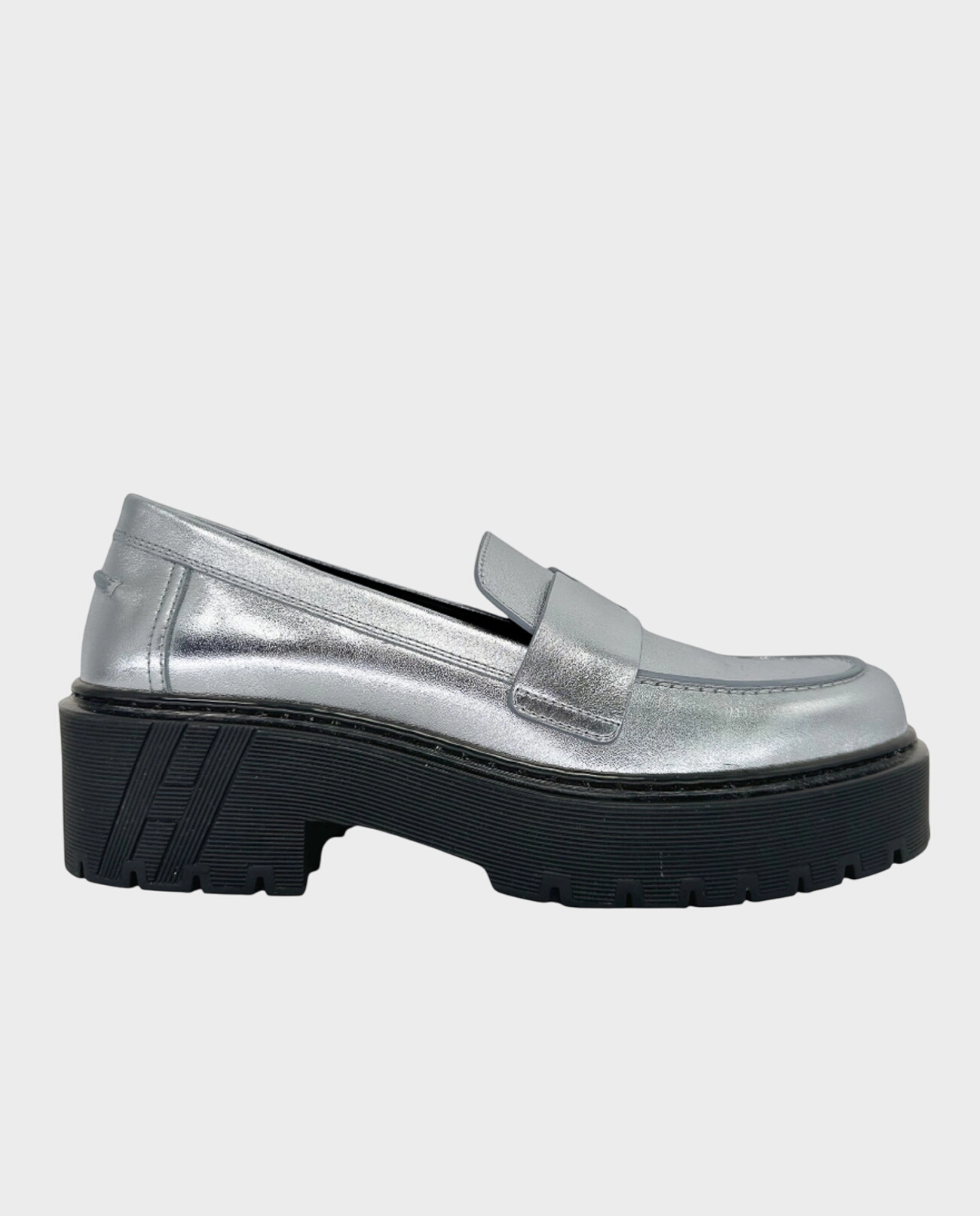 Srebrne skórzane mokasyny - Image #0