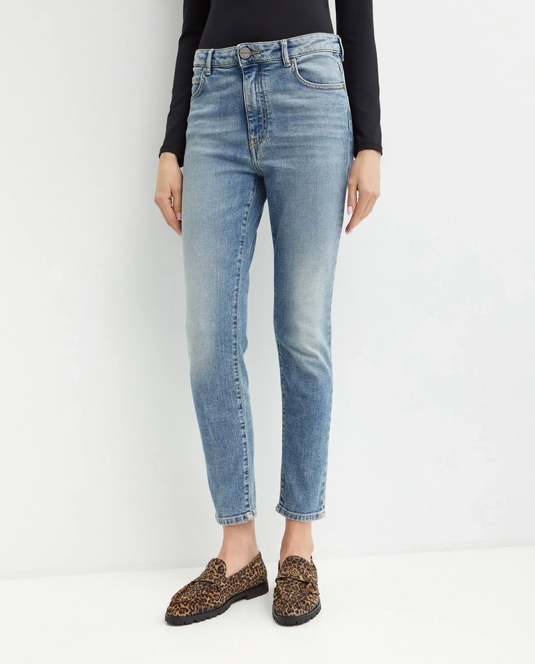 Błękitne jeansy Sabrina