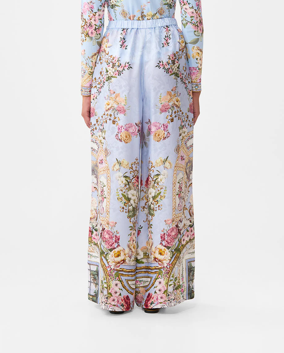 Błękitne spodnie w kwiaty - Image #2