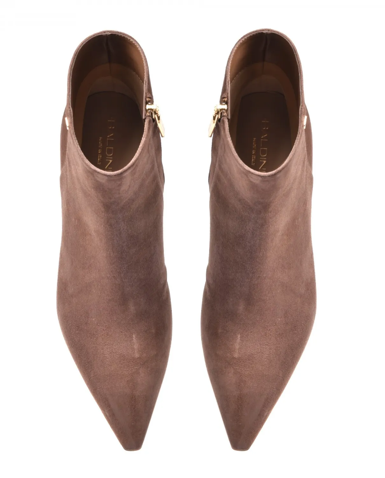 Zamszowe botki na szpilce - Image #3