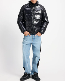 Czarna pikowana kurtka puchowa - Image #1