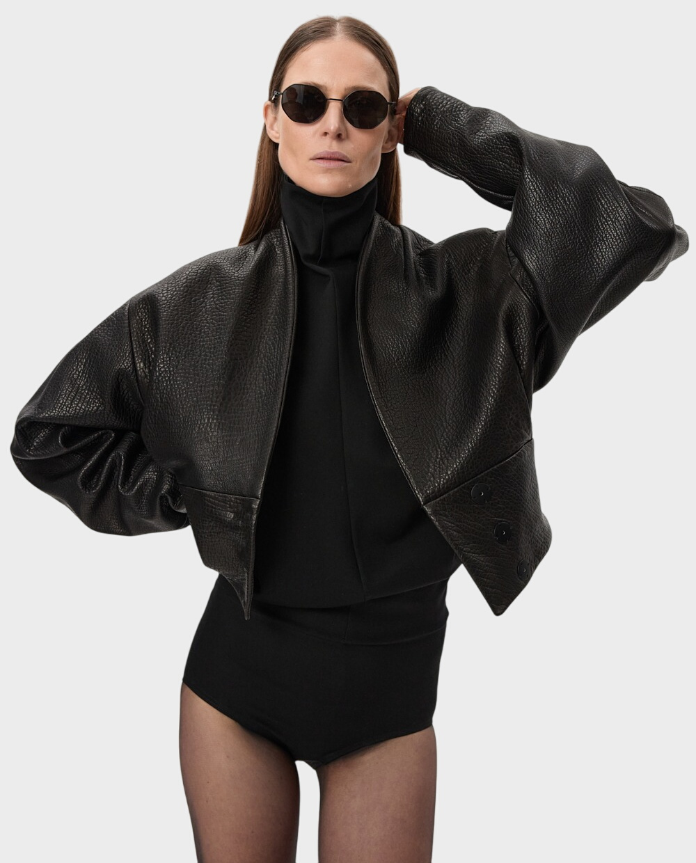 Czarna krótka skórzana kurtka - Image #0