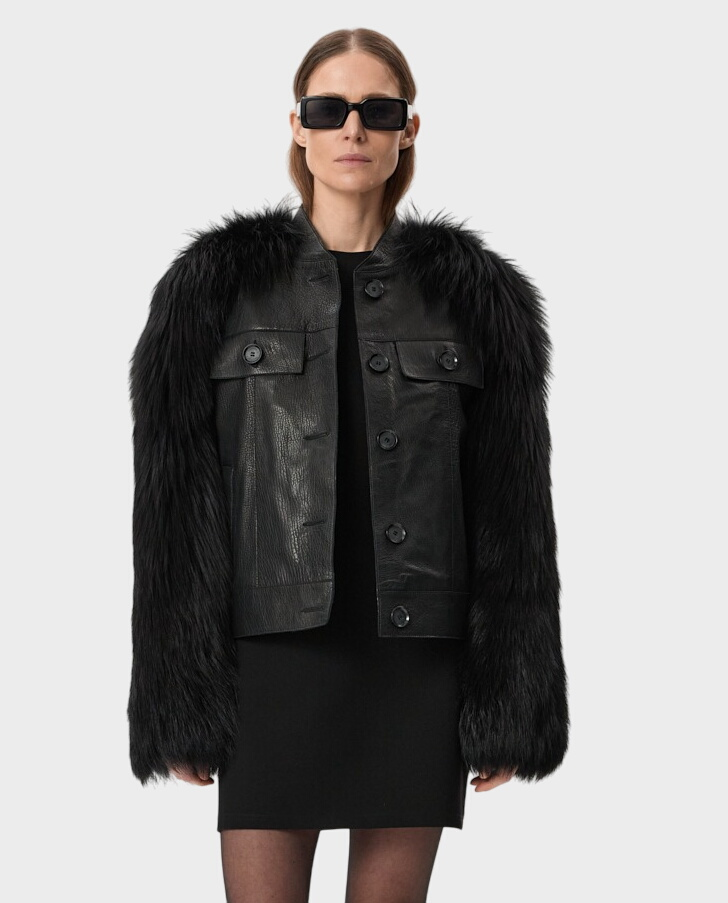 Skórzana kurtka z futrzanymi rękawami - Image #0