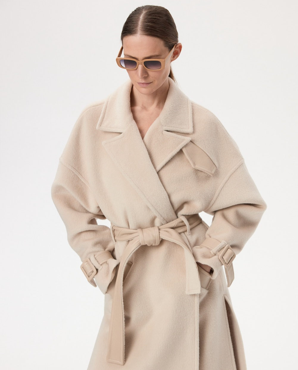 Beżowy płaszcz z alpaki - Image #4