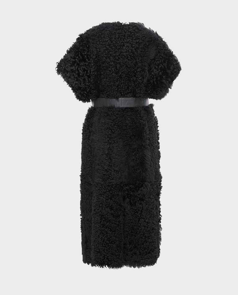 Futrzany płaszcz bez rękawów