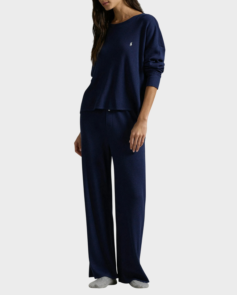 Długa granatowa piżama