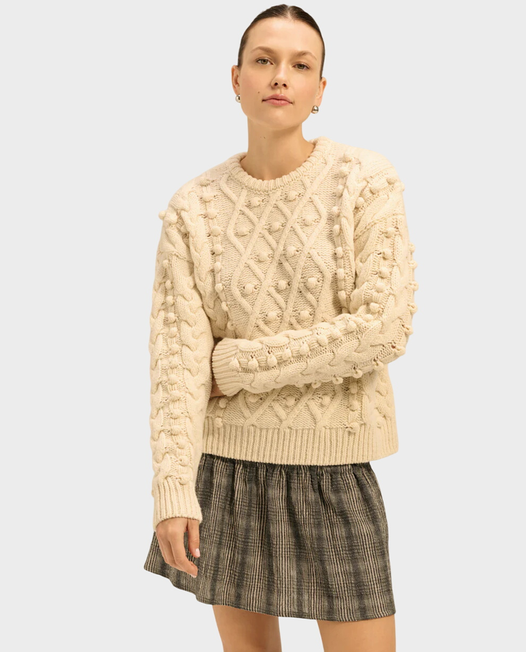 Wełniany sweter z ozdobnym splotem Dina - Image #2