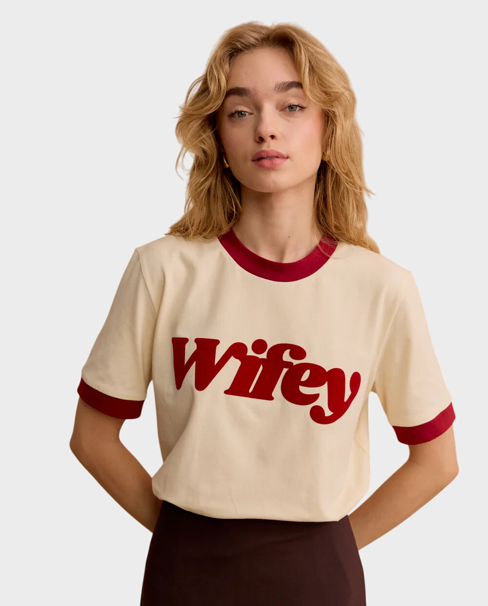 T-shirt Wifey Bordo - Image #0