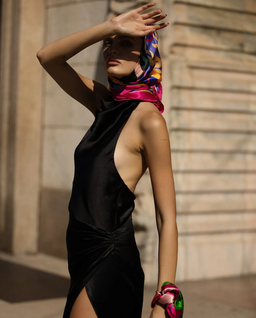 Jedwabna apaszka Fashion Muse S - Image #1