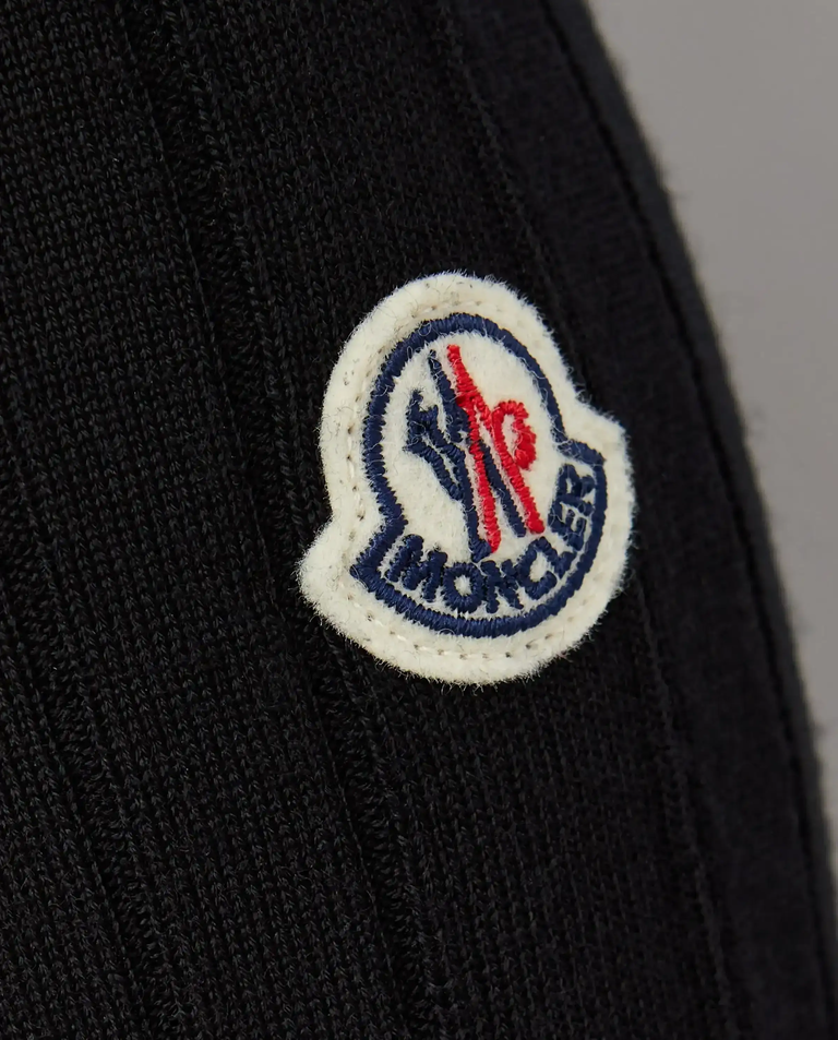 Czarny prążkowany golf - Image #4