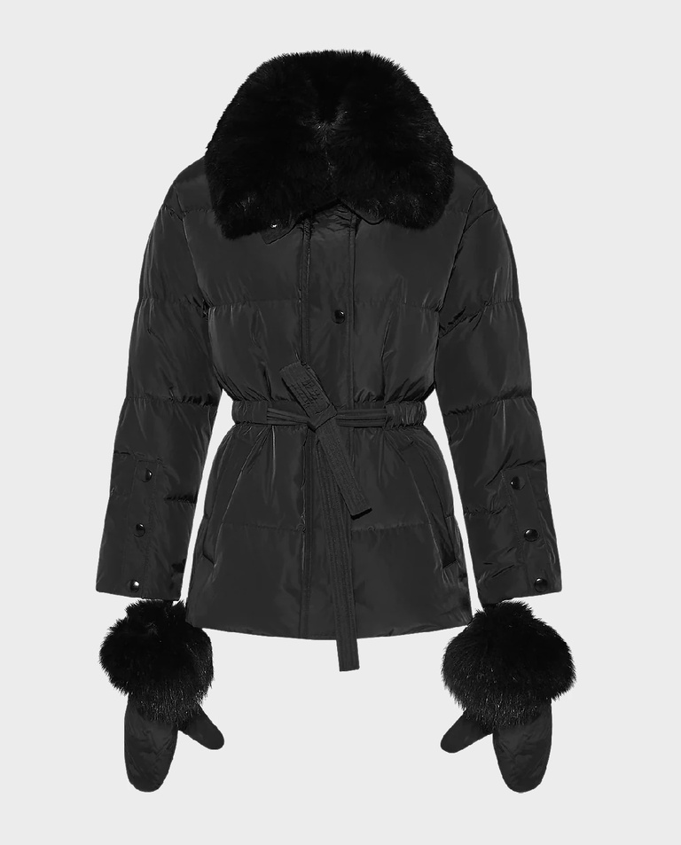 Czarny puchowy płaszcz z kołnierzem