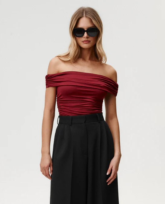 Burgundowe body Buttercup