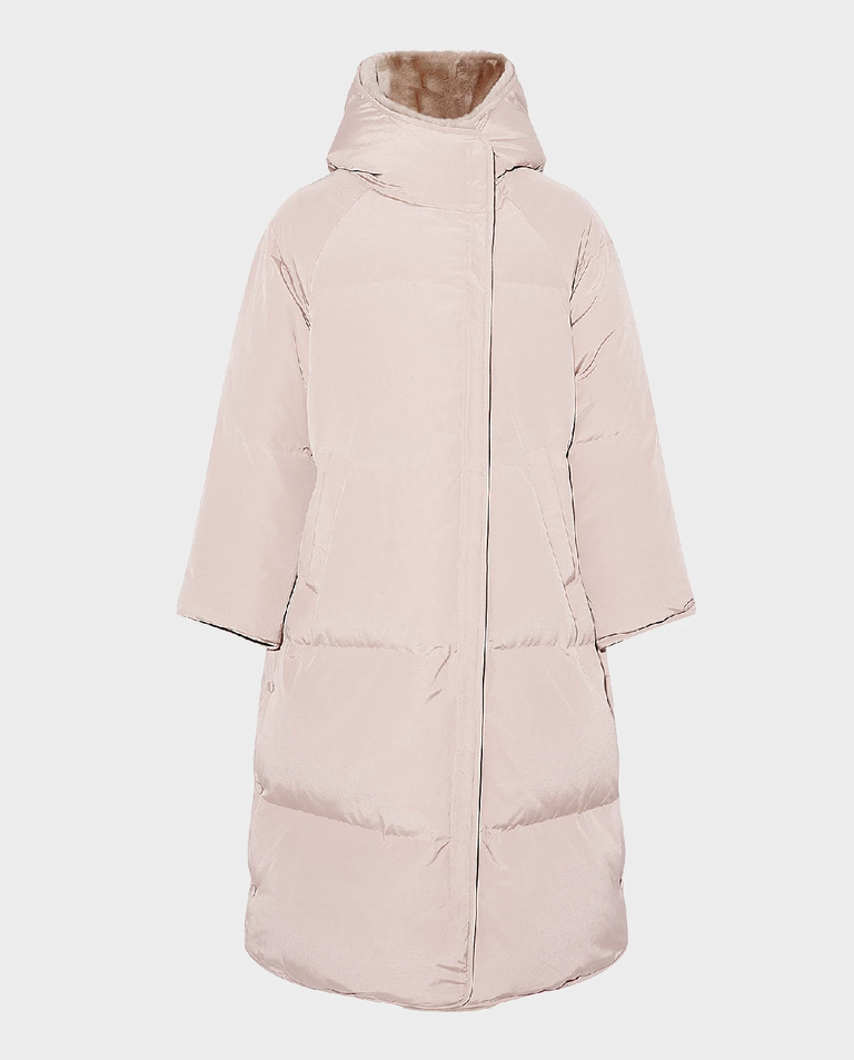 Pudroworóżowy płaszcz puchowy