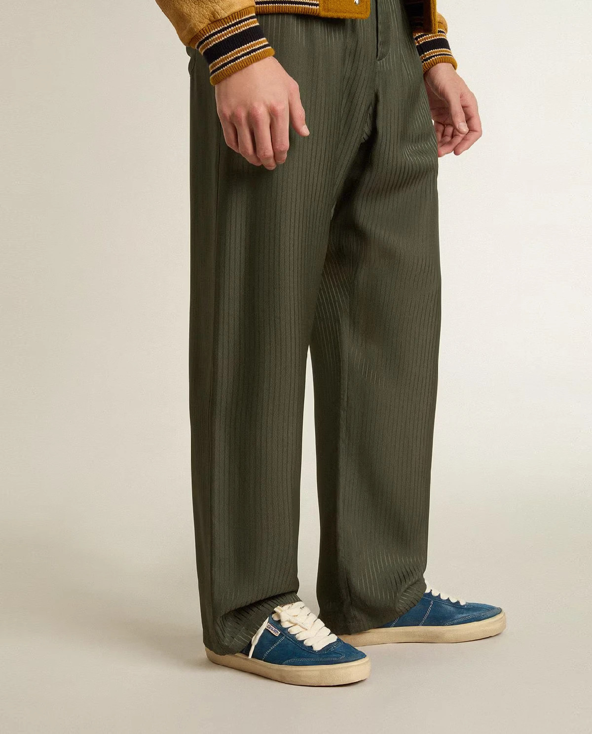 Granatowe zamszowe sneakersy Soul Star - Image #1