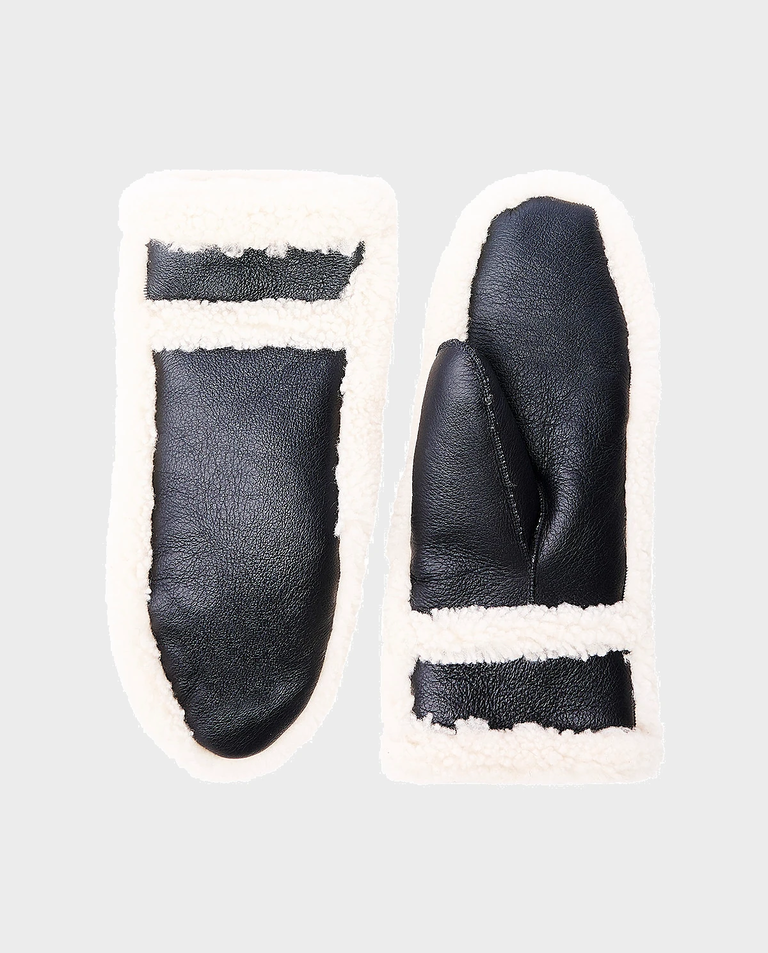 Czarne skórzane rękawiczki