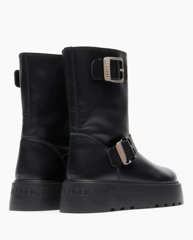 Czarne skórzane botki z klamrami - Image #2
